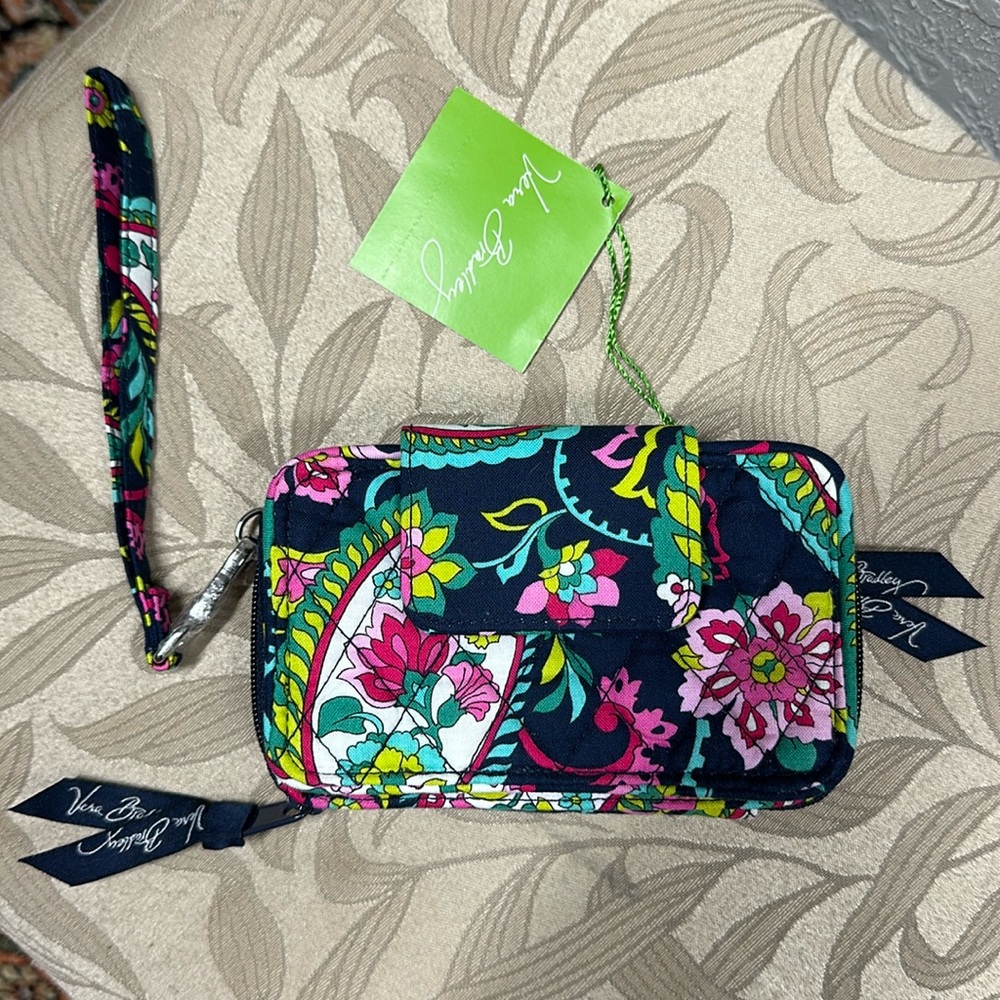 NWT Vera Bradley Wristlet